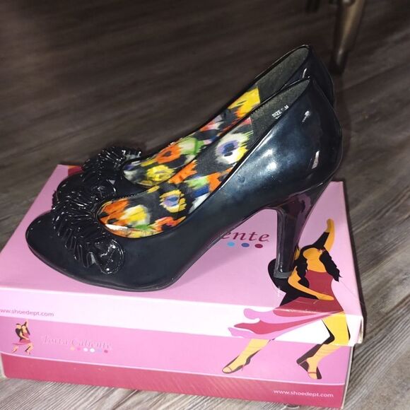 Torta Caliente black Emmy patent heels Sz 9 - Picture 4 of 7